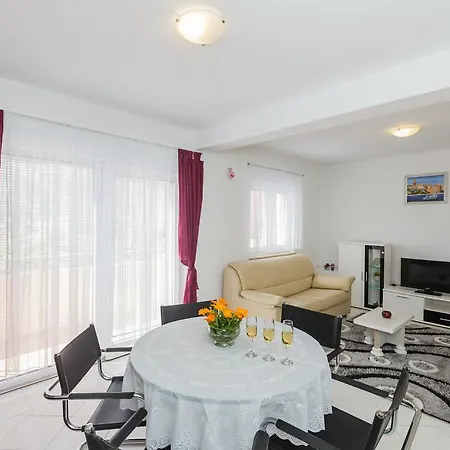 Apartment Anna *